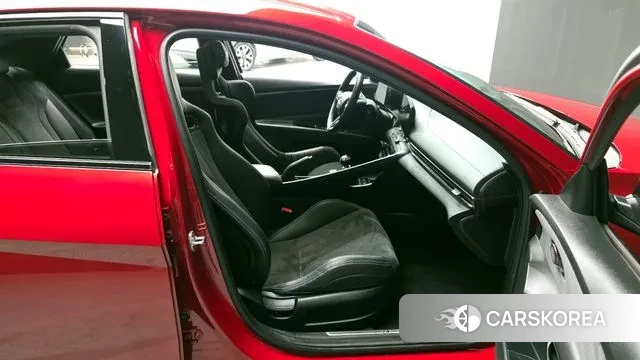 Hyundai Avante (CN7) 2022 Красный из Кореи, фото 2