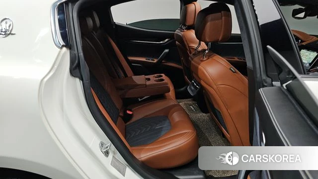 Maserati Ghibli 2018 Белый из Кореи, фото 2