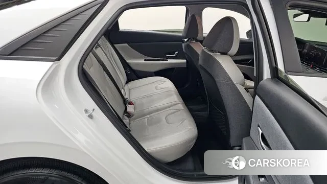 Hyundai Avante (CN7) 2022 Белый из Кореи, фото 2