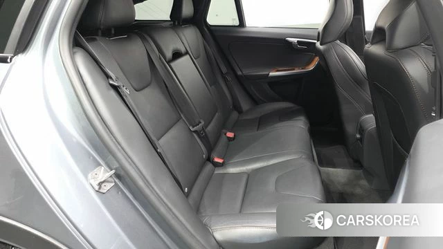 Volvo V60 Cross-Country 2018 Серый из Кореи, фото 2