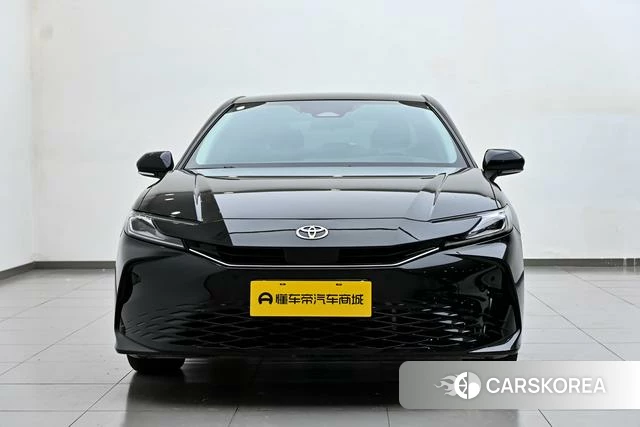 Toyota Camry 2024 Черный из Китая, фото 2