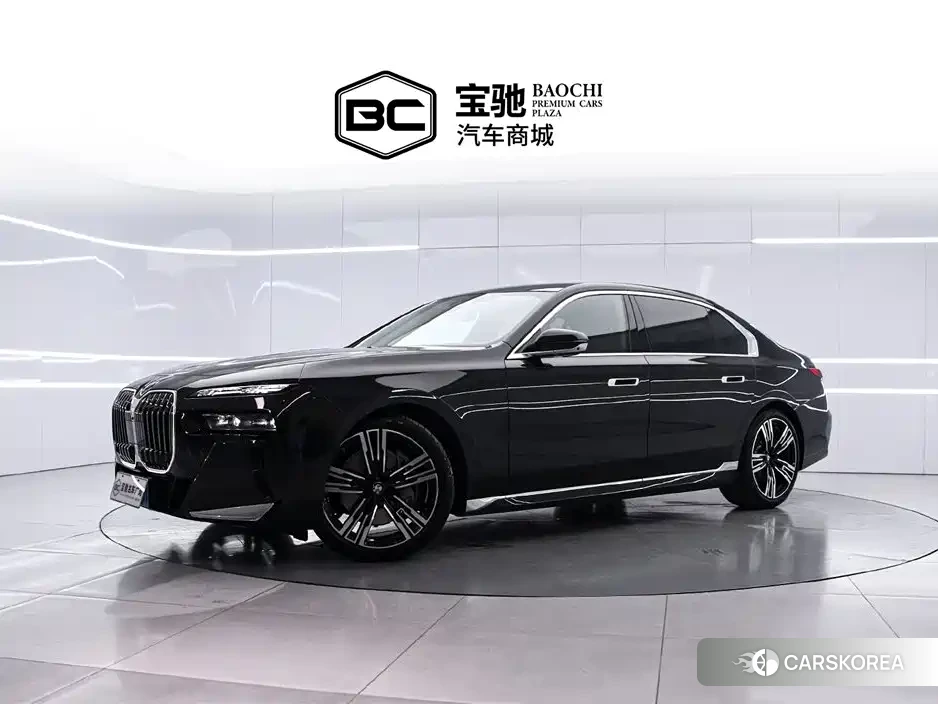 BMW 7 series 2026 Черный из Китая, фото 2