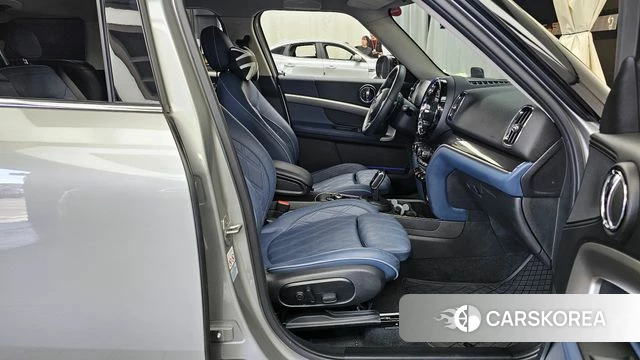 Mini Cooper S Countryman 2023 Серебряный из Кореи, фото 2