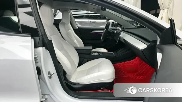 Tesla Model 3 2022 Белый из Кореи, фото 2