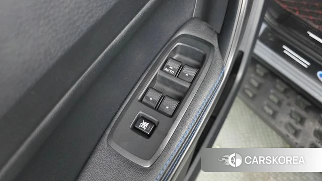 Ford Ranger 3rd Generation 2022 Серебристо-серый из Кореи, фото 2