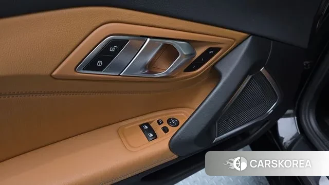 BMW Z4 (G29) 2022 Черный из Кореи, фото 2