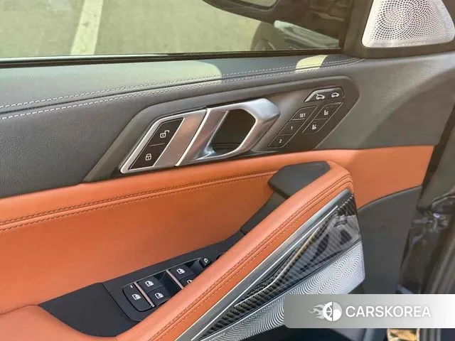 BMW X6 (G06) 2025 Черный из Кореи, фото 2