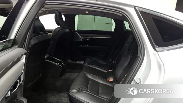 Volvo S90 2021 Серебряный из Кореи, фото 2