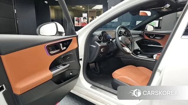 Mercedes-Benz C-Class W206 2024 Белый из Кореи, фото 2