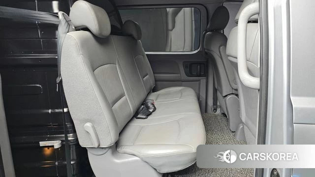 Hyundai The New Grand Starex 2019 Серебристо-серый из Кореи, фото 2