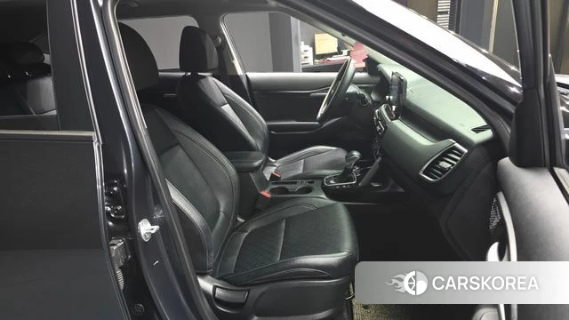 Kia Seltos 2019 Серый из Кореи, фото 2