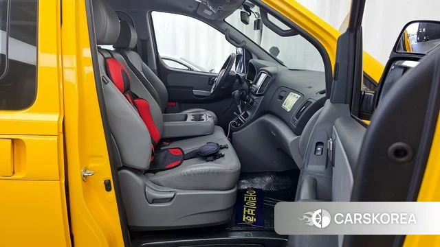 Hyundai The New Grand Starex 2018 Желтый из Кореи, фото 2