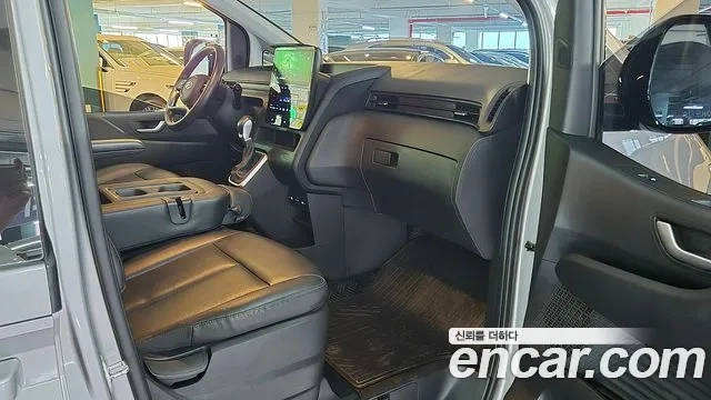 Hyundai Staria 2021 Серебряный из Кореи, фото 2