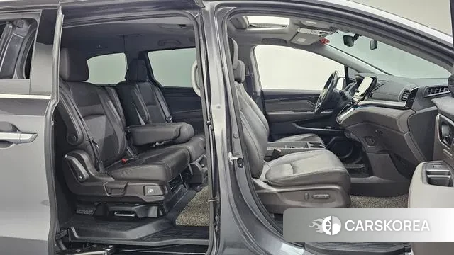 Honda Odyssey 2019 Серый из Кореи, фото 2