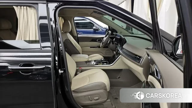 Kia Carnival 4th generation 2021 Черный из Кореи, фото 2