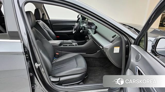 Hyundai Sonata D Edge Hybrid (DN8) 2023 Серый из Кореи, фото 2