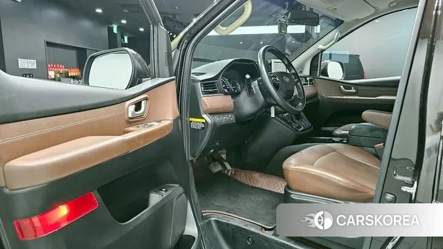 Hyundai The New Grand Starex 2018 Коричневый из Кореи, фото 2