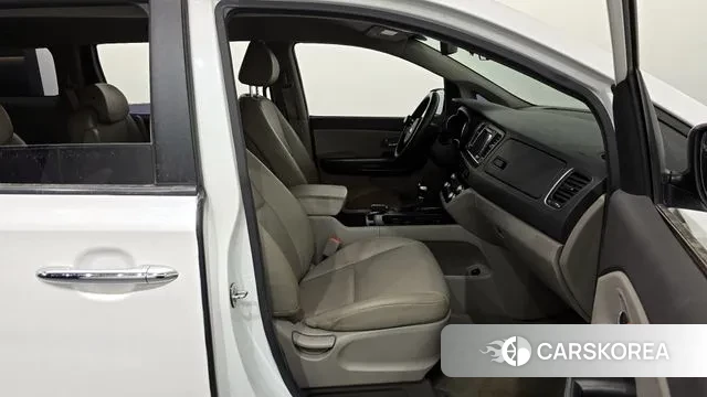 Kia All New Carnival 2018 Белый из Кореи, фото 2