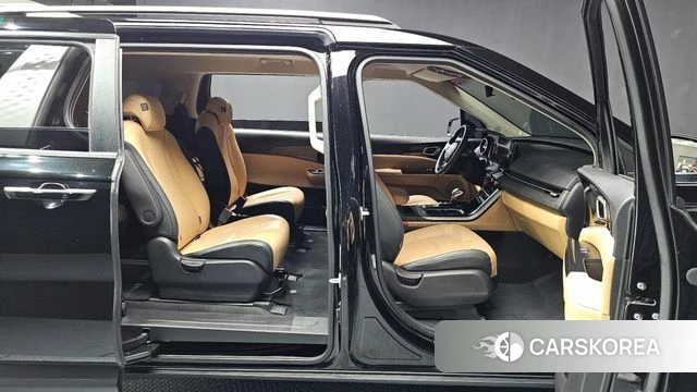 Kia Carnival 4th generation 2023 Черный из Кореи, фото 2