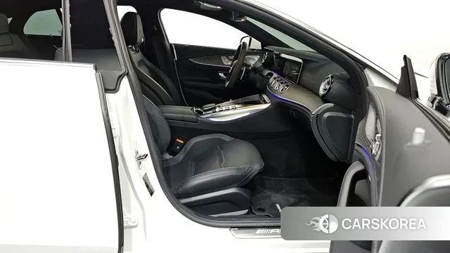 Mercedes-Benz AMG GT 2023 Белый из Кореи, фото 2