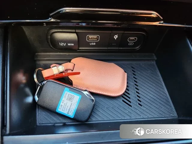 Kia Sportage 5th Generation 2021 Черный из Кореи, фото 2