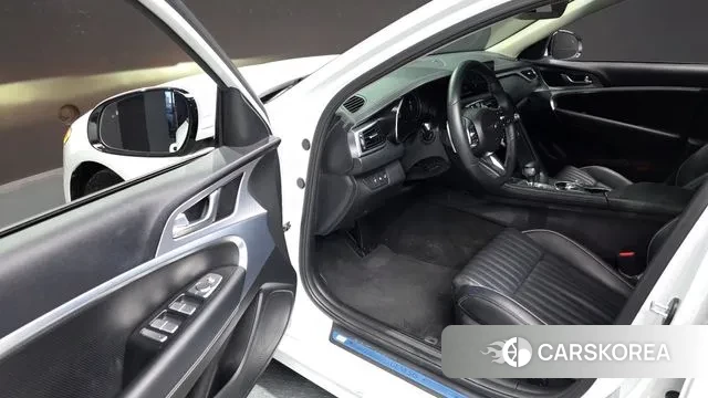 Genesis The New G70 2022 Белый из Кореи, фото 2