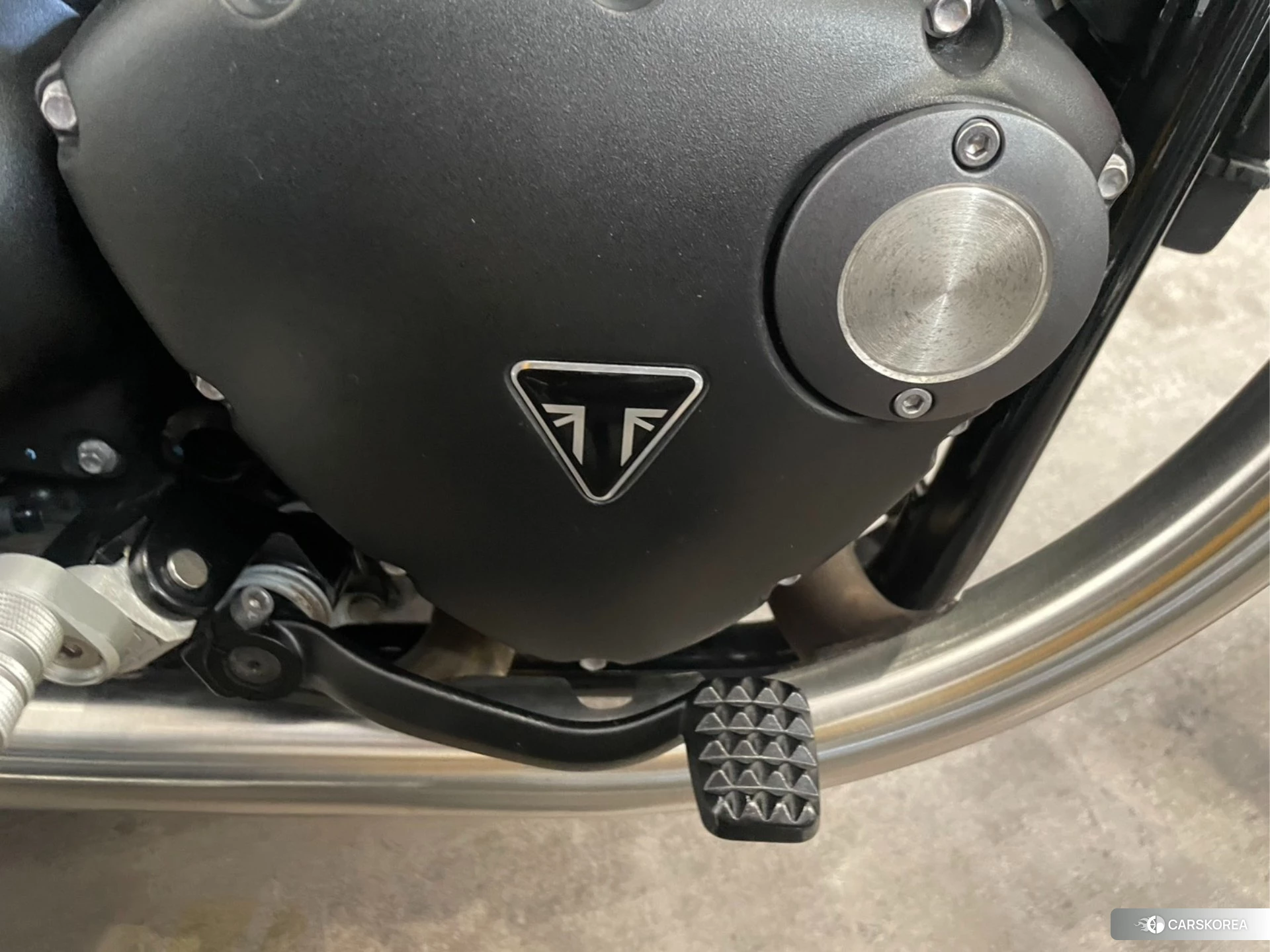 Triumph BONNEVILLE BOBBER 2022 из Японии, фото 4