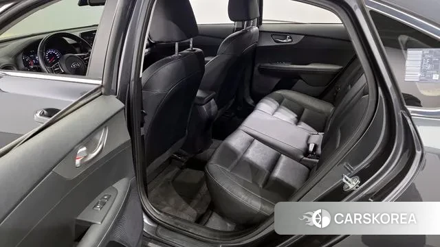 Kia Come New K3 2021 Серый из Кореи, фото 2