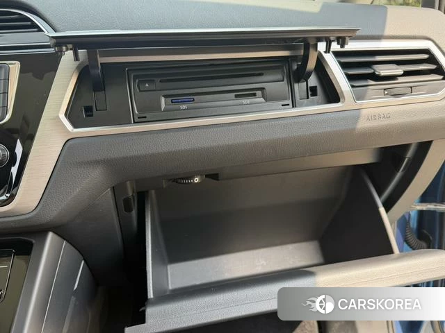 Volkswagen Touran L 2022 Синий из Китая, фото 2