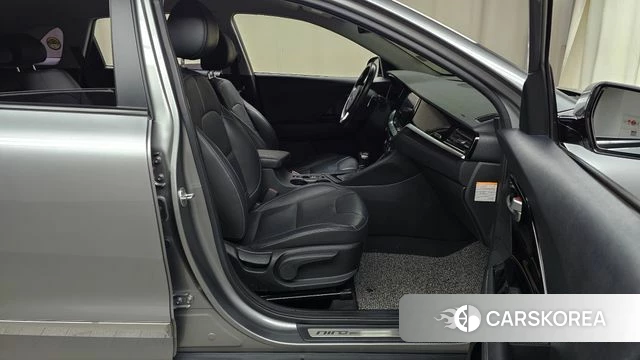 Kia The New Niro 2019 Серебристо-серый из Кореи, фото 2