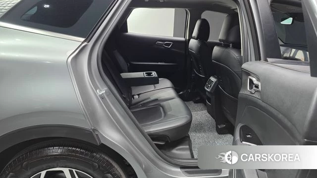 Kia Sportage 5th Generation 2022 Серый из Кореи, фото 2