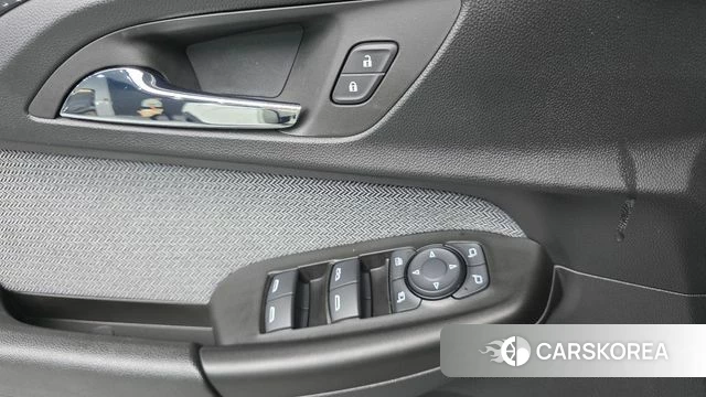 Chevrolet (GM Daewoo) Trailblazer 2022 Белый из Кореи, фото 2