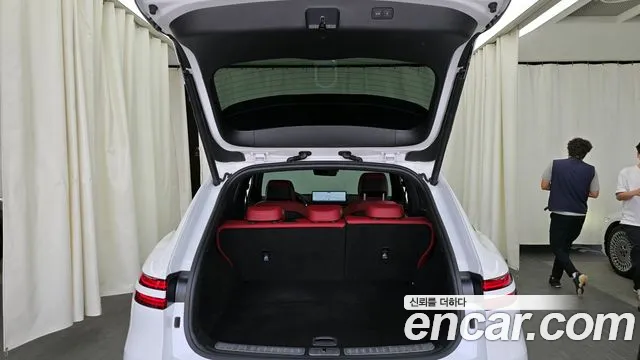 Genesis GV70 2023 Белый из Кореи, фото 2