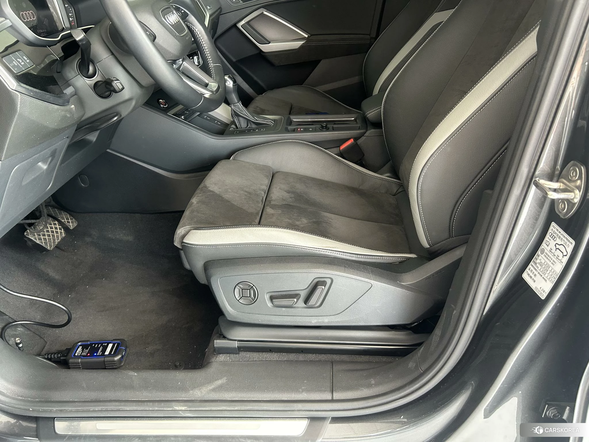 Audi Q3 2021 Темно-серый из Китая, фото 2