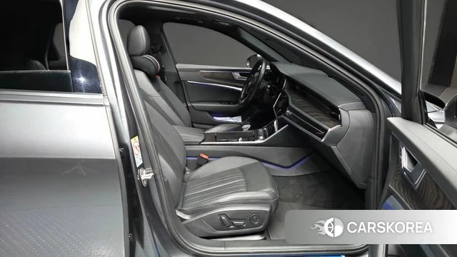 Audi A6 (C8) 2020 Серый из Кореи, фото 2