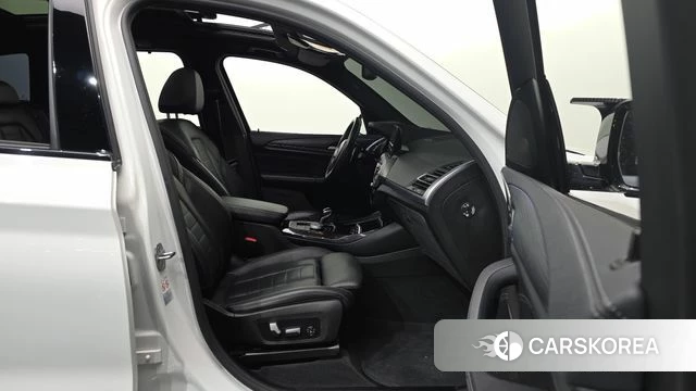 BMW X3 (G01) 2021 Белый из Кореи, фото 2