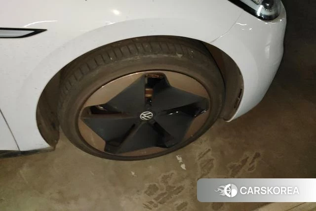 Volkswagen ID.3 2021 Белый из Китая, фото 2