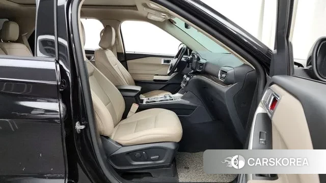 Ford Explorer 6th Generation 2021 Черный из Кореи, фото 2