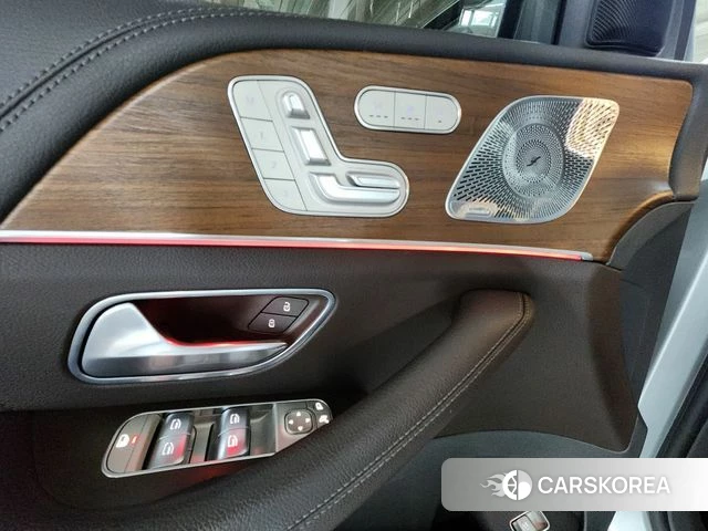 Mercedes-Benz GLS - Class X167 2020 Серебряный из Кореи, фото 2