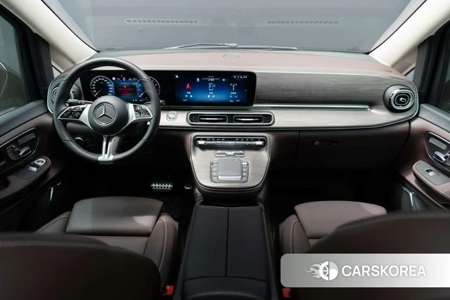 Mercedes-Benz V-class 2024 Черный из Китая, фото 2