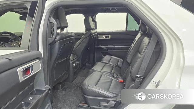 Ford Explorer 6th Generation 2020 Белый из Кореи, фото 2