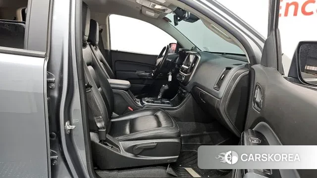 Chevrolet (GM Daewoo) Real New Colorado 2021 Серый из Кореи, фото 2