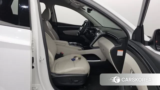 Hyundai Tucson Hybrid (NX4) 2023 Белый из Кореи, фото 2