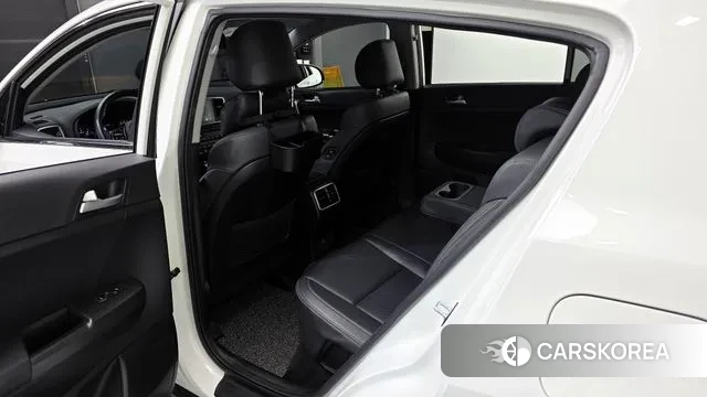 Kia Sportage The Bold 2018 Белый из Кореи, фото 2