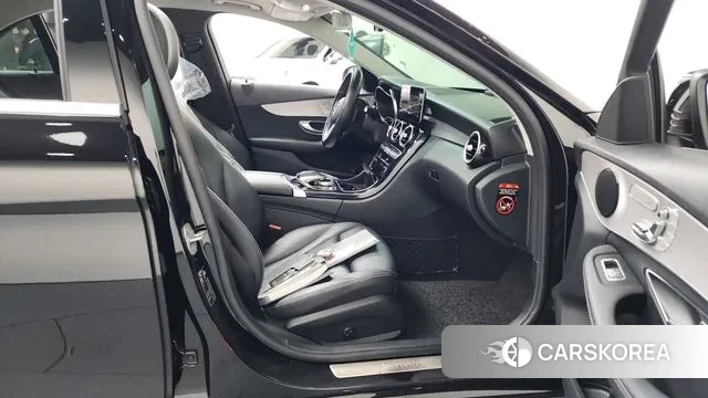 Mercedes-Benz C-Class W205 2020 Черный из Кореи, фото 2