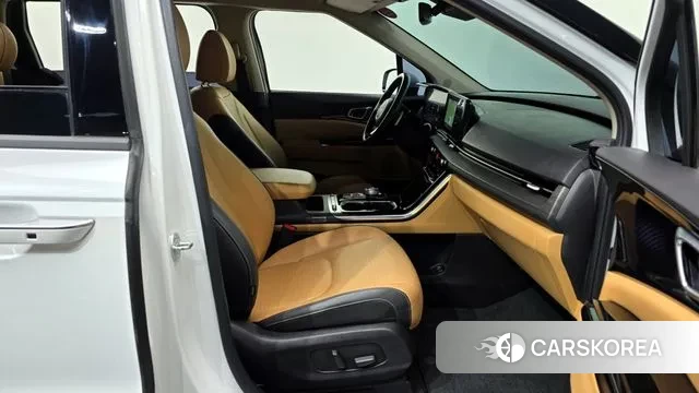 Kia Carnival 4th generation 2022 Белый из Кореи, фото 2