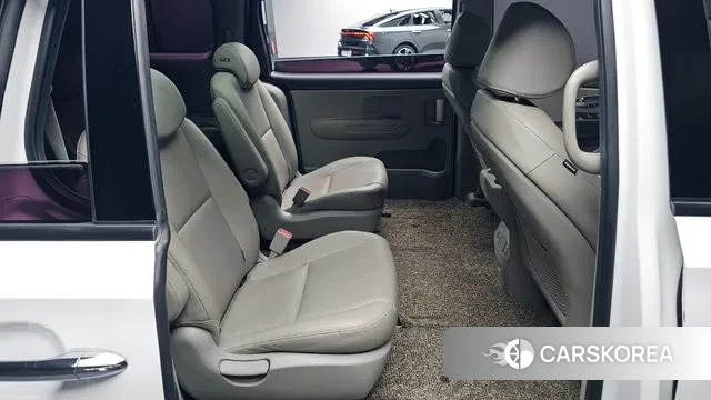 Kia The New Carnival 2019 Белый из Кореи, фото 2