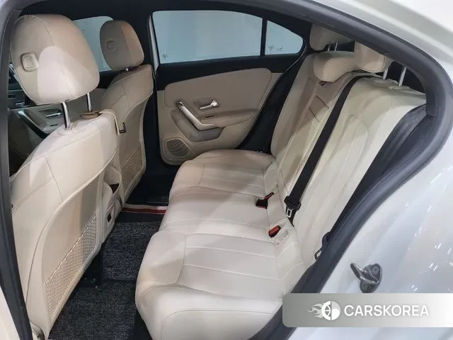 Mercedes-Benz A-Class W177 2022 Белый из Кореи, фото 2