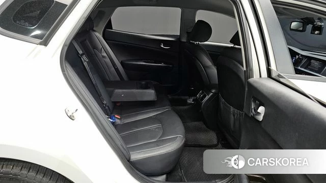 Kia The New K5 2nd generation 2018 Белый из Кореи, фото 2
