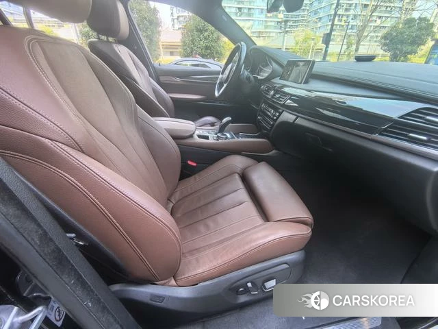 BMW X6 2018 Черный из Китая, фото 2
